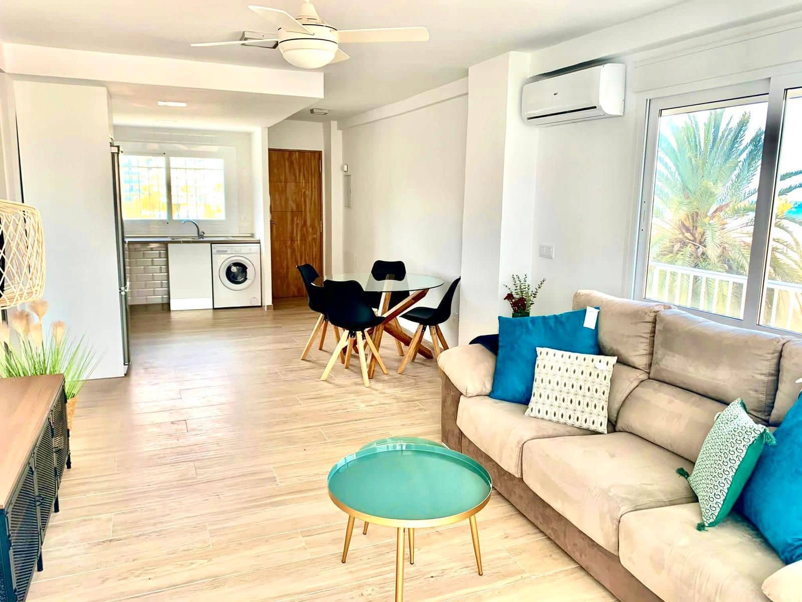 2 slaapkamer Flat te huur in Alicante stad met zwembad garage - € 1.200 (Ref: 8971839)