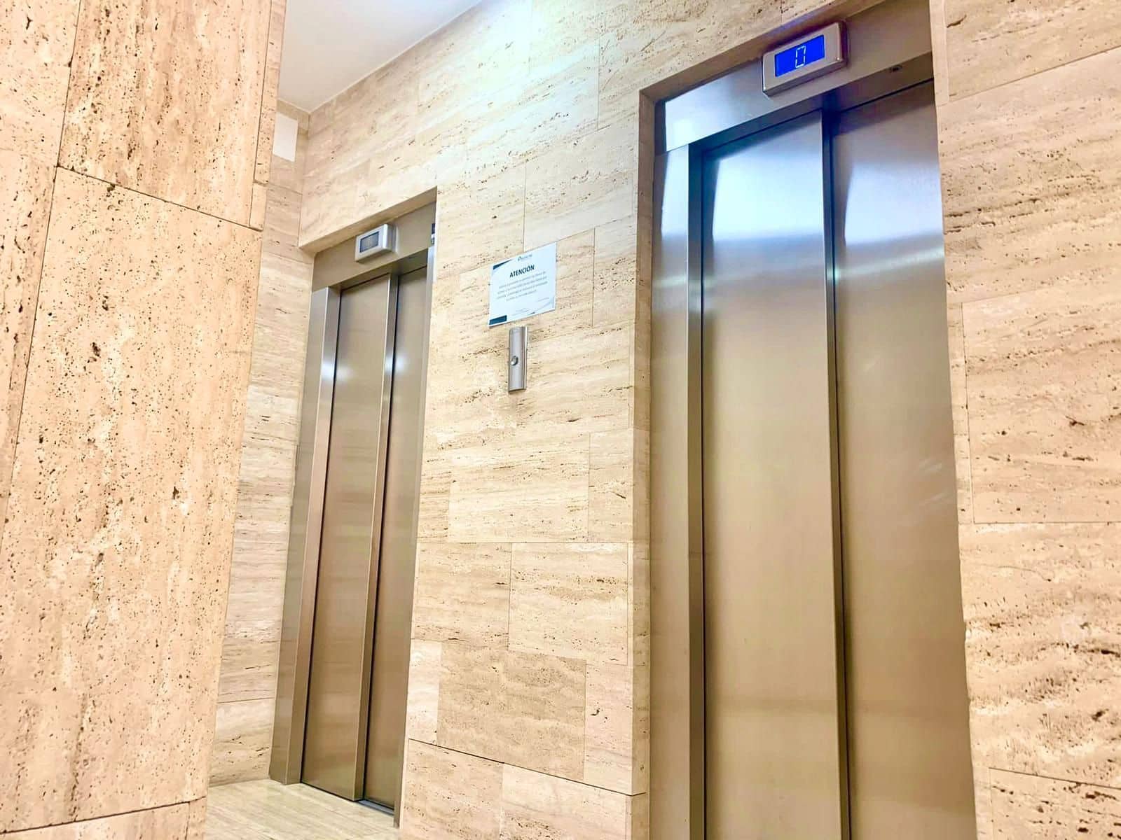 2 slaapkamer Flat te huur in Alicante stad met zwembad garage - € 1.200 (Ref: 8971839)