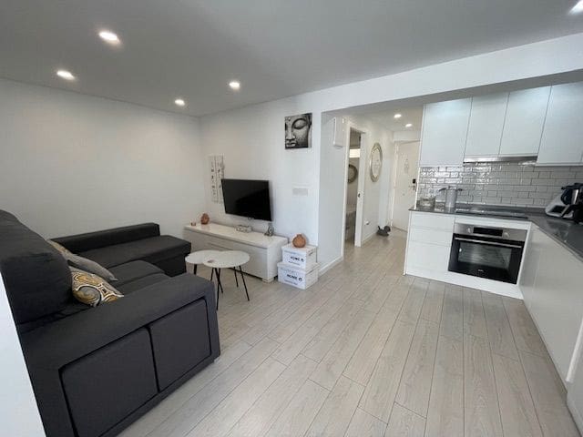 2 quarto Apartamento para venda em Alicante cidade com piscina garagem - 240 000 € (Ref: 8971841)