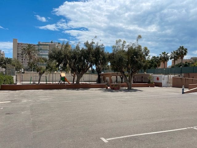 2 quarto Apartamento para venda em Alicante cidade com piscina garagem - 240 000 € (Ref: 8971841)