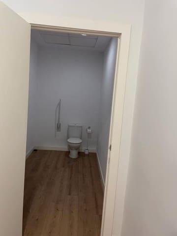 Commercial for sale in Santo Domingo, Alicante / Alacant city - € 185,000 (Ref: 8987891)