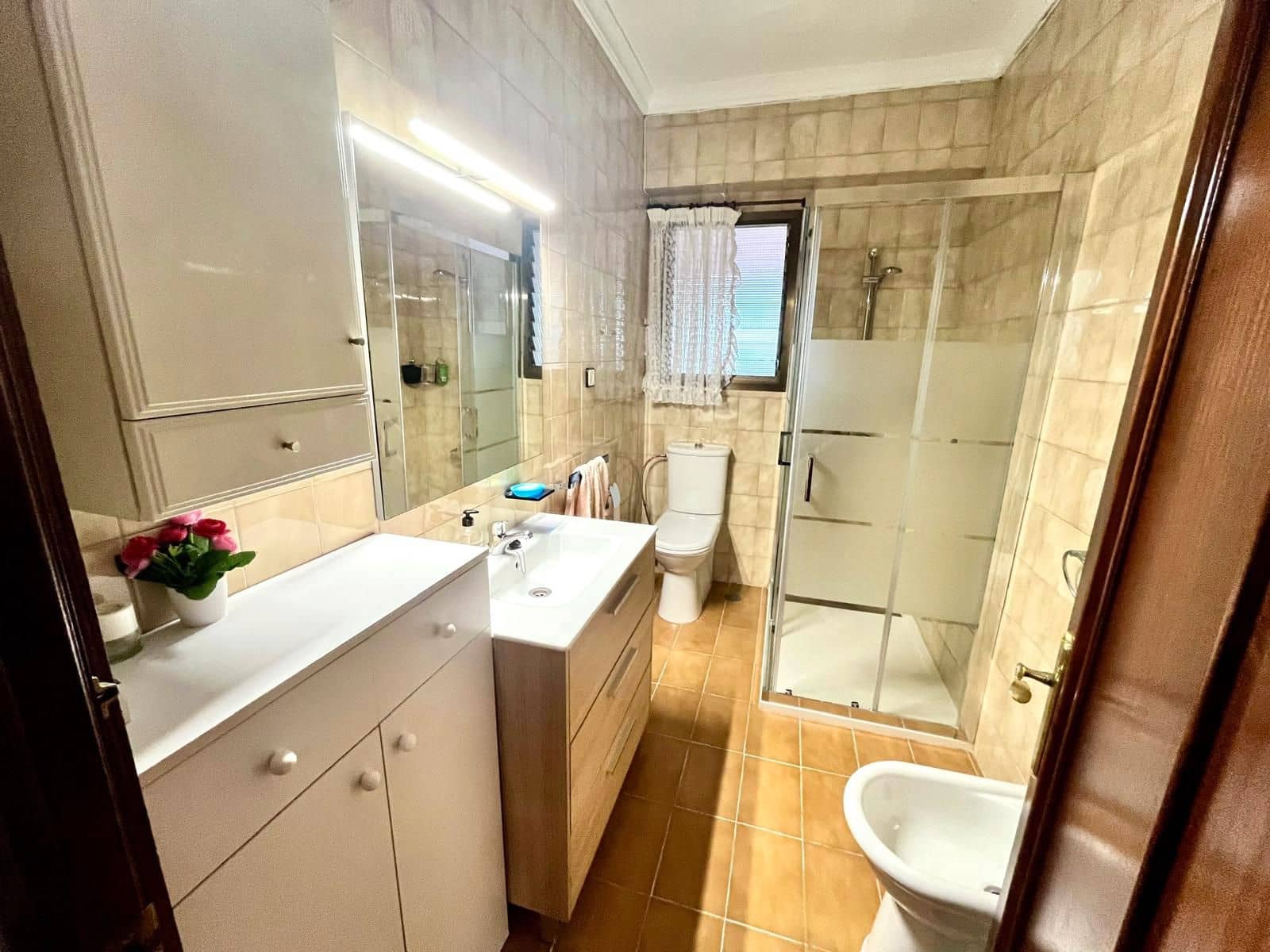 3 soveværelse Lejlighed til salg i Alicante by - € 251.000 (Ref: 8990345)