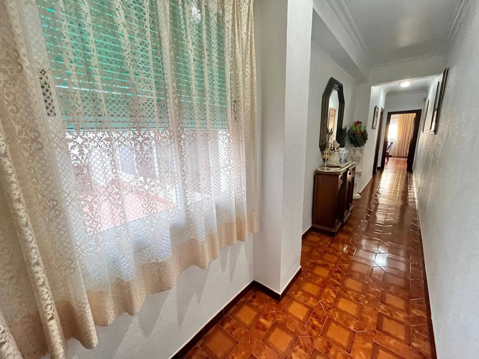 3 soveværelse Lejlighed til salg i Alicante by - € 251.000 (Ref: 8990345)