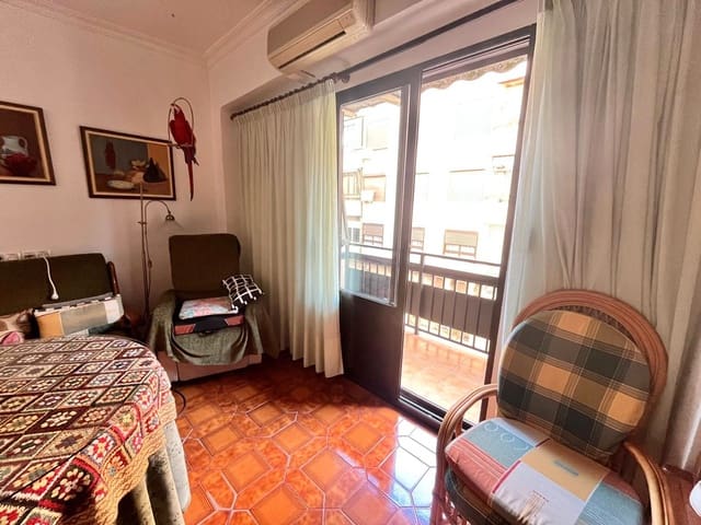 3 soveværelse Lejlighed til salg i Campoamor - Altozano, Alicante by - € 251.000 (Ref: 8990345)