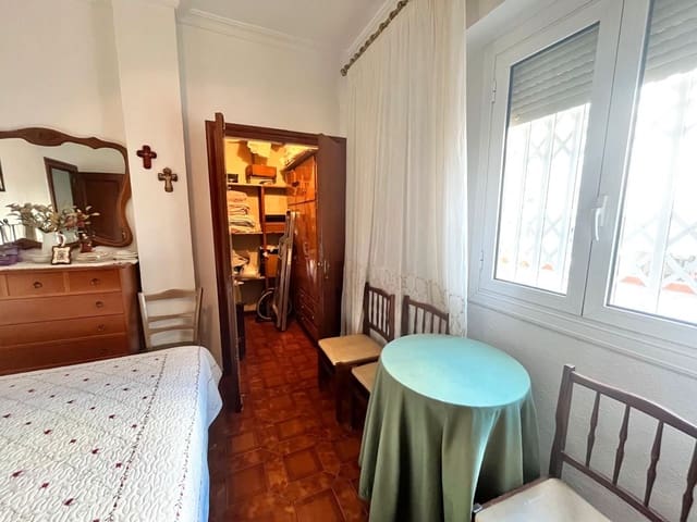 3 soveværelse Lejlighed til salg i Campoamor - Altozano, Alicante by - € 251.000 (Ref: 8990345)