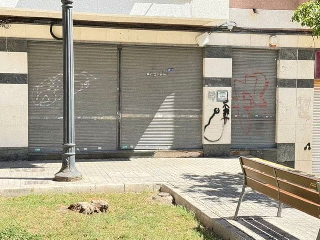 Erhverv til salg i Elche / Elx - € 220.000 (Ref: 9007347)