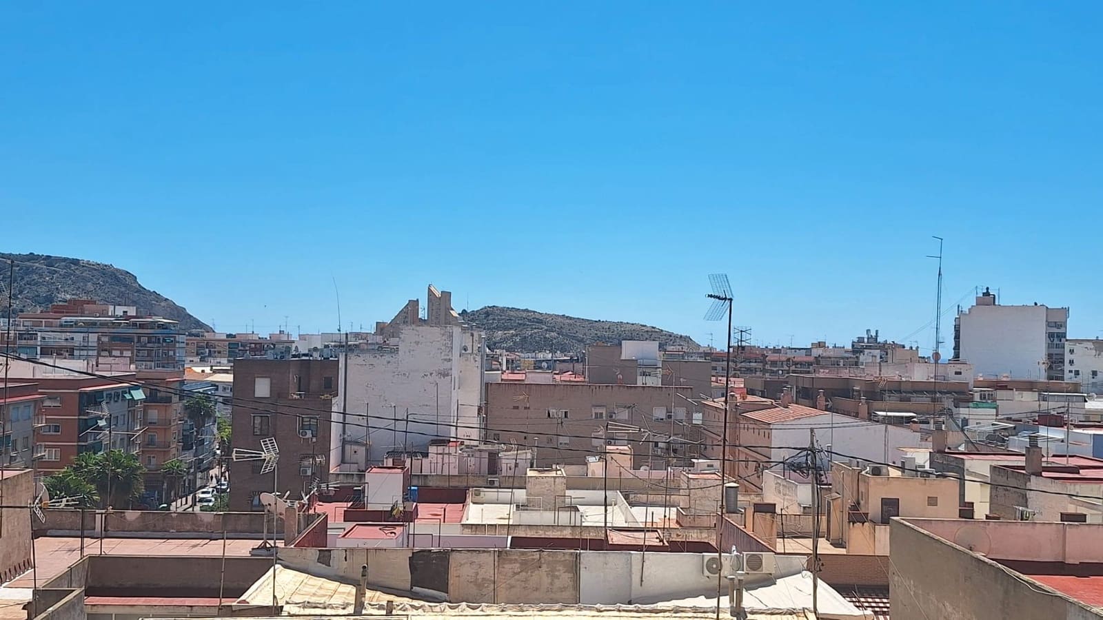 4 sypialnia Mieszkanie na sprzedaż w Miasto Alicante / Alacant - 259 000 € (Ref: 9029060)