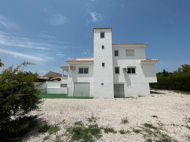6 sypialnia Willa do wynajęcia w Miasto Alicante / Alacant z basenem garażem - 5 500 € (Ref: 9034068)