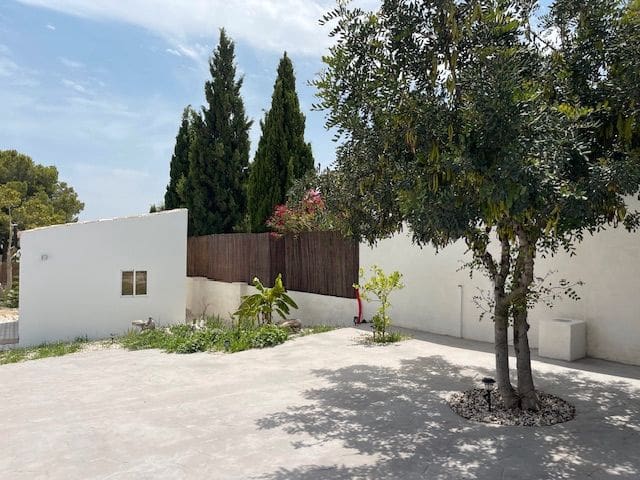 6 sypialnia Willa do wynajęcia w Miasto Alicante / Alacant z basenem garażem - 5 500 € (Ref: 9034068)