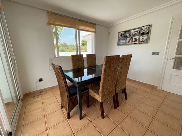 6 sypialnia Willa do wynajęcia w Miasto Alicante / Alacant z basenem garażem - 5 500 € (Ref: 9034068)