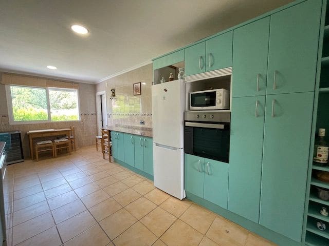 6 sypialnia Willa do wynajęcia w Miasto Alicante / Alacant z basenem garażem - 5 500 € (Ref: 9034068)