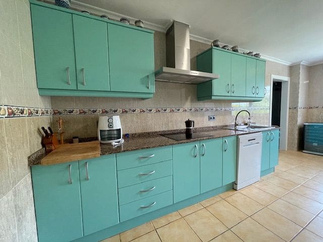 6 sypialnia Willa do wynajęcia w Miasto Alicante / Alacant z basenem garażem - 5 500 € (Ref: 9034068)