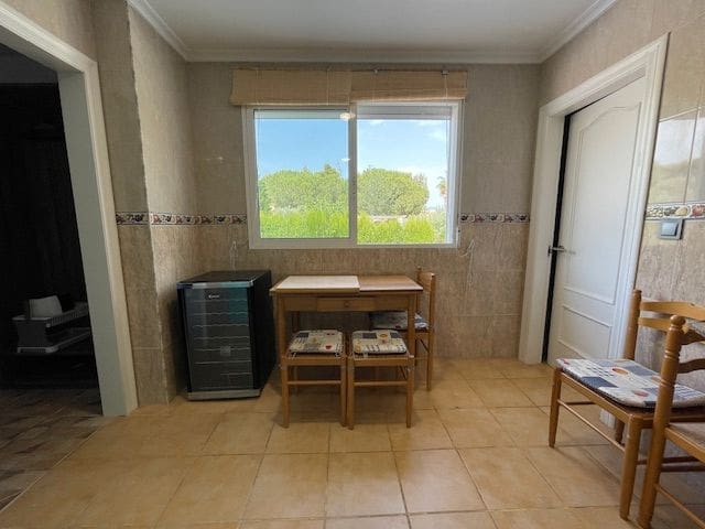6 sypialnia Willa do wynajęcia w Miasto Alicante / Alacant z basenem garażem - 5 500 € (Ref: 9034068)