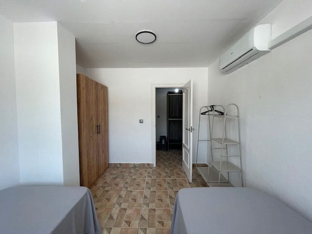 6 sypialnia Willa do wynajęcia w Miasto Alicante / Alacant z basenem garażem - 5 500 € (Ref: 9034068)