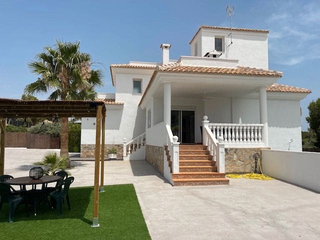 6 sypialnia Willa do wynajęcia w Miasto Alicante / Alacant z basenem garażem - 5 500 € (Ref: 9034068)