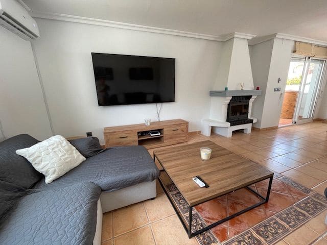 6 sypialnia Willa do wynajęcia w Miasto Alicante / Alacant z basenem garażem - 5 500 € (Ref: 9034068)