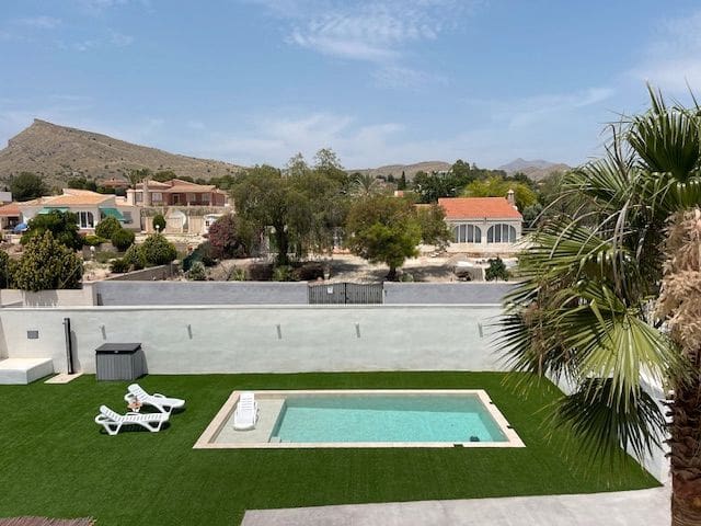 6 sypialnia Willa do wynajęcia w Miasto Alicante / Alacant z basenem garażem - 5 500 € (Ref: 9034068)