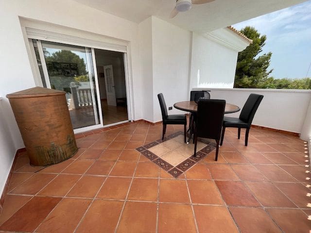 6 sypialnia Willa do wynajęcia w Miasto Alicante / Alacant z basenem garażem - 5 500 € (Ref: 9034068)