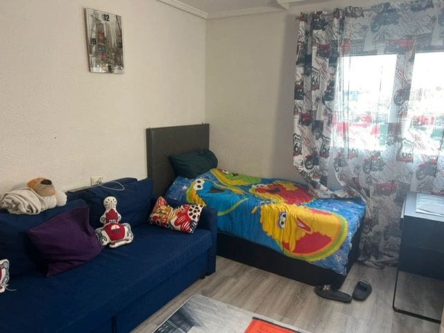 4 soveværelse Lejlighed til salg i Alicante by med swimmingpool garage - € 395.000 (Ref: 9046445)