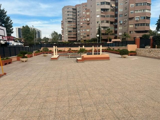 4 soveværelse Lejlighed til salg i Alicante by med swimmingpool garage - € 395.000 (Ref: 9046445)