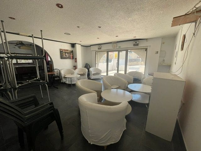 Erhverv til salg i El Campello - € 150.000 (Ref: 9047133)