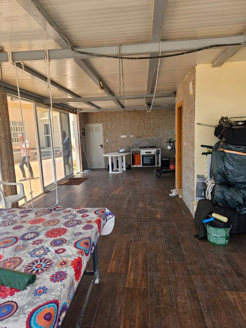 4 makuuhuone Huvila myytävänä paikassa Alicante kaupunki mukana uima-altaan 
autotalli - 480 000 € (Ref: 9100514)