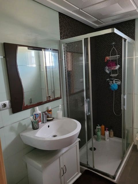 4 makuuhuone Huvila myytävänä paikassa Alicante kaupunki mukana uima-altaan 
autotalli - 480 000 € (Ref: 9100514)