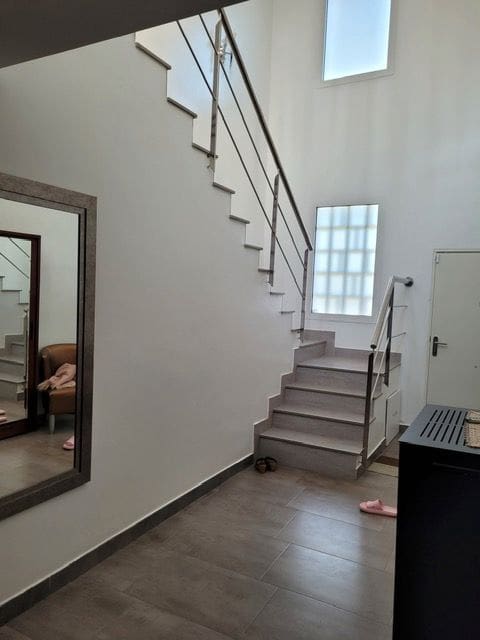 4 makuuhuone Huvila myytävänä paikassa Alicante kaupunki mukana uima-altaan 
autotalli - 480 000 € (Ref: 9100514)