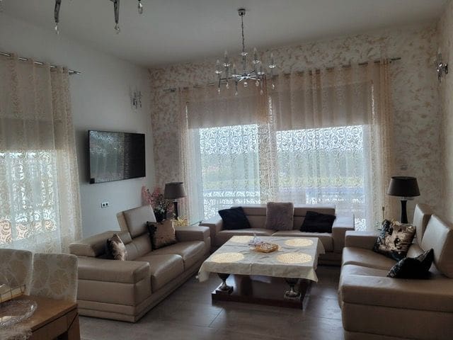 4 makuuhuone Huvila myytävänä paikassa Alicante kaupunki mukana uima-altaan 
autotalli - 480 000 € (Ref: 9100514)