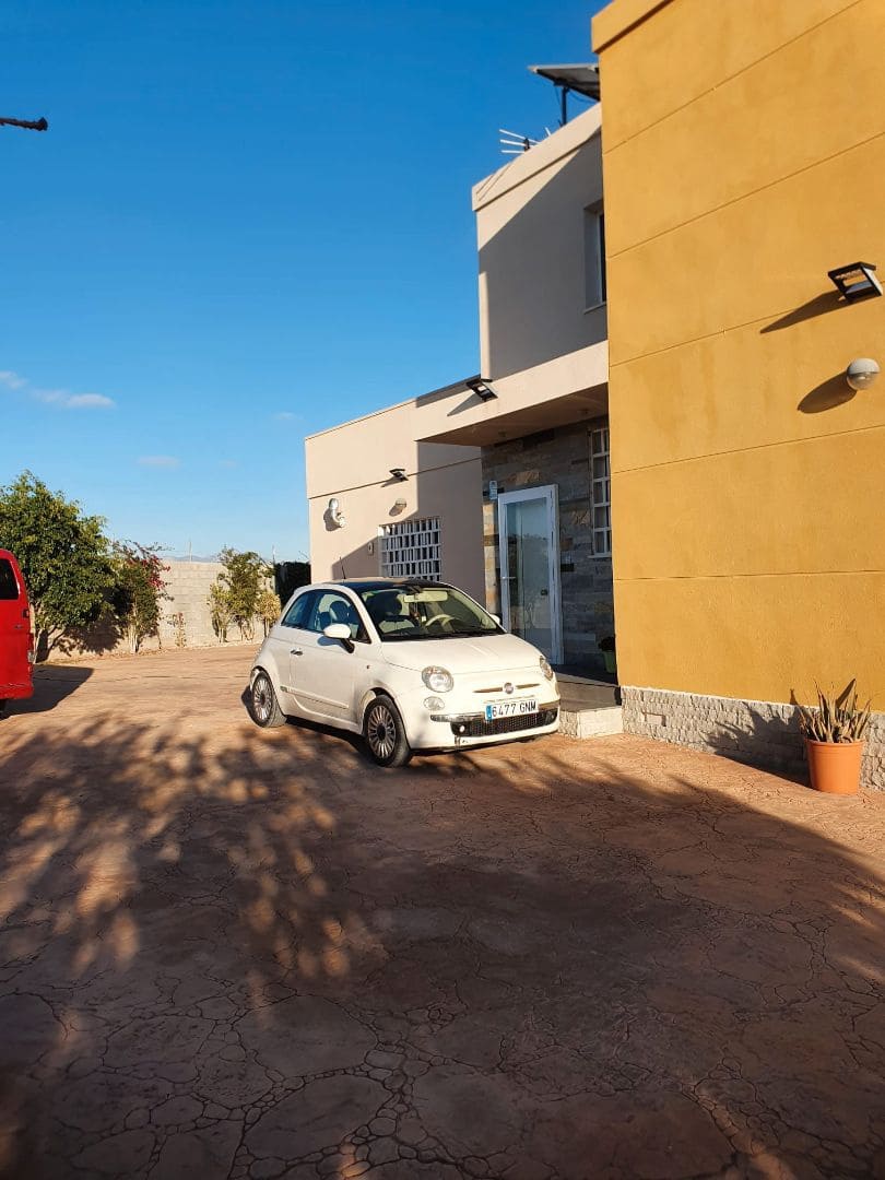 4 makuuhuone Huvila myytävänä paikassa Alicante kaupunki mukana uima-altaan 
autotalli - 480 000 € (Ref: 9100514)