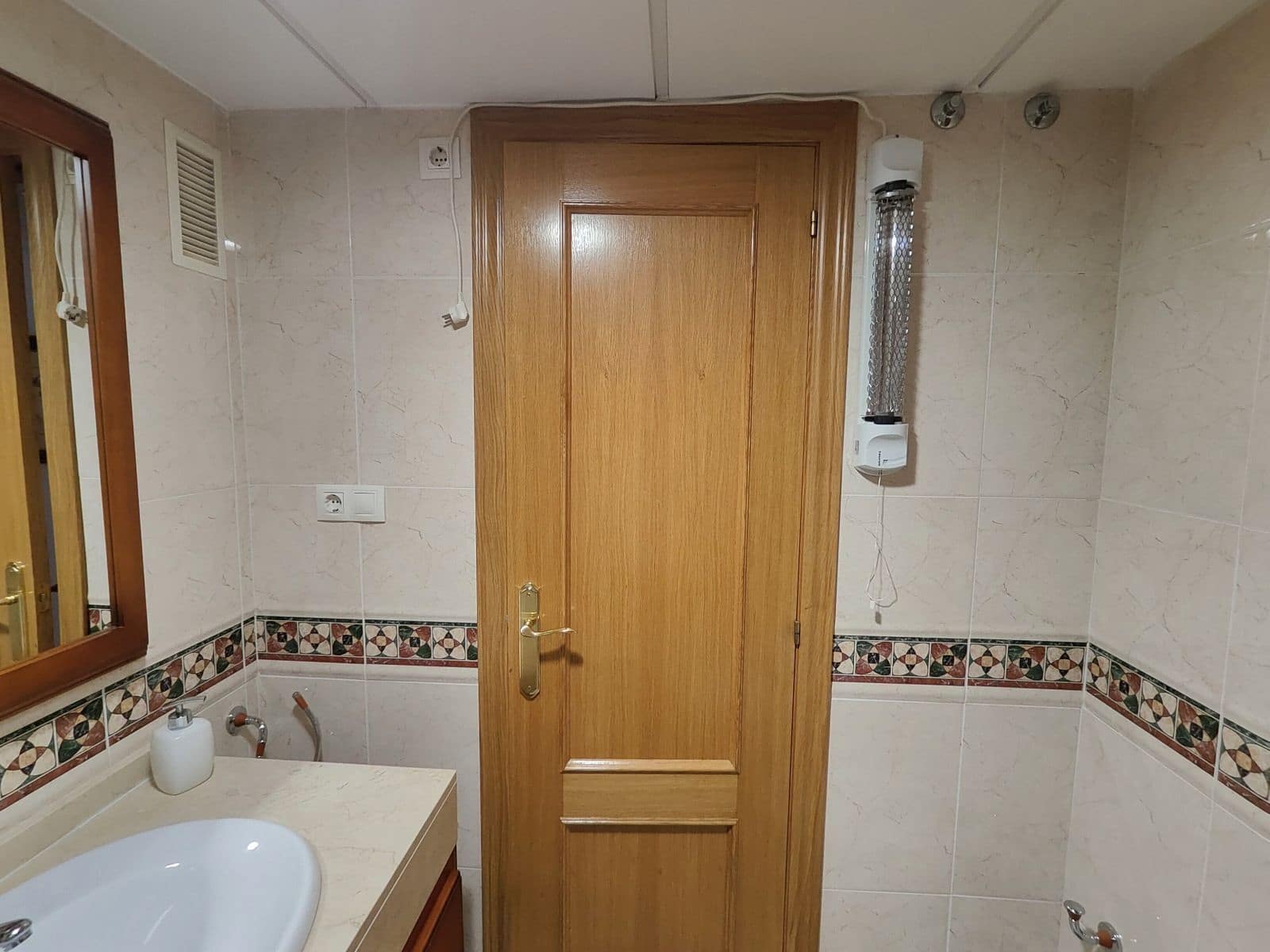 3 camera da letto Appartamento da affittare in Alicante citta con piscina garage - 1.350 € (Rif: 9101846)