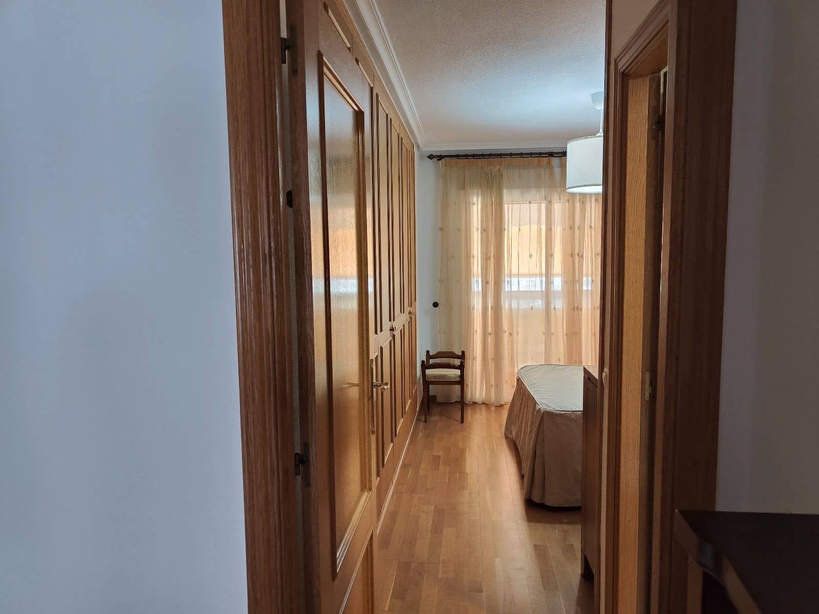 3 camera da letto Appartamento da affittare in Alicante citta con piscina garage - 1.350 € (Rif: 9101846)