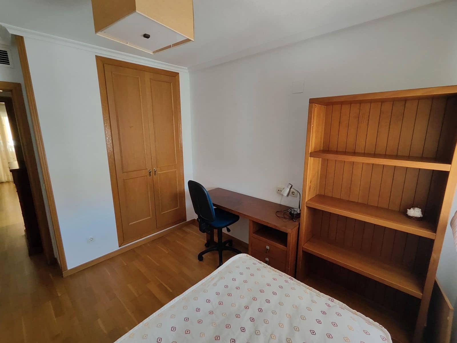 3 camera da letto Appartamento da affittare in Alicante citta con piscina garage - 1.350 € (Rif: 9101846)