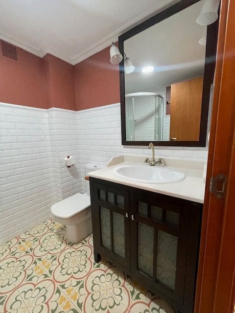 3 quarto Apartamento para arrendar em Alicante cidade com piscina garagem - 1 300 € (Ref: 9106178)