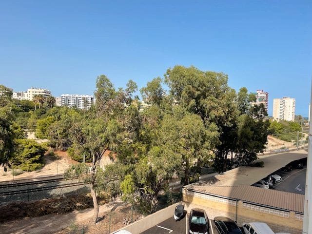 3 quarto Apartamento para arrendar em Alicante cidade com piscina garagem - 1 300 € (Ref: 9106178)