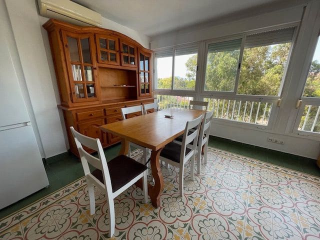 3 quarto Apartamento para arrendar em Alicante cidade com piscina garagem - 1 300 € (Ref: 9106178)