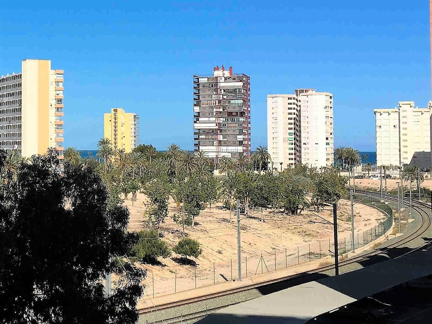 3 quarto Apartamento para arrendar em Alicante cidade com piscina garagem - 1 300 € (Ref: 9106178)