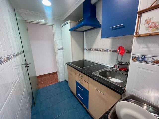 2 slaapkamer Flat te huur in El Campello met garage - € 1.100 (Ref: 9109933)
