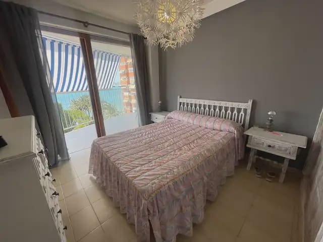 2 bedroom Flat for rent in El Campello with garage - € 1,100 (Ref: 9109933)
