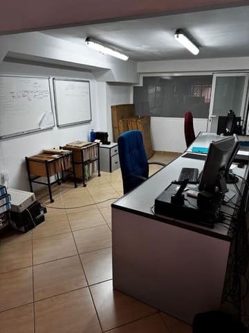 Office for sale in Florida Baja, Alicante / Alacant city with garage - € 120,000 (Ref: 9127851)