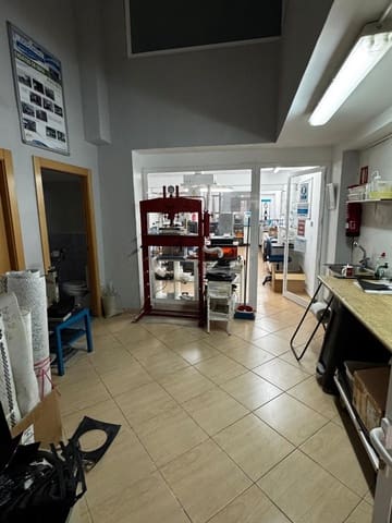 Office for sale in Florida Baja, Alicante / Alacant city with garage - € 120,000 (Ref: 9127851)