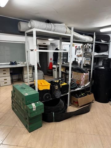 Office for sale in Florida Baja, Alicante / Alacant city with garage - € 120,000 (Ref: 9127851)