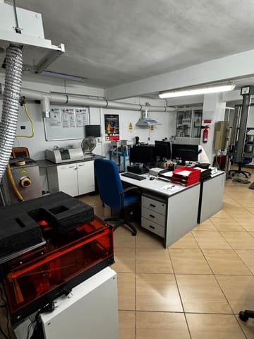 Office for sale in Florida Baja, Alicante / Alacant city with garage - € 120,000 (Ref: 9127851)