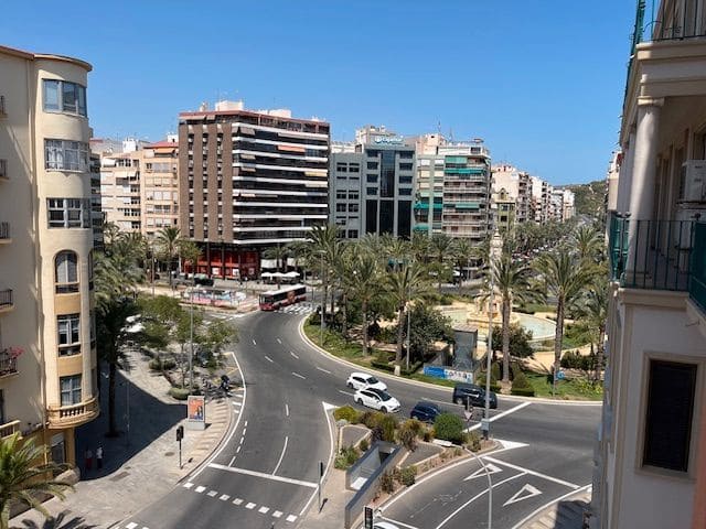 2 sypialnia Mieszkanie do wynajęcia w Ensanche - Diputacion, Miasto Alicante / Alacant - 1 450 € (Ref: 9129317)