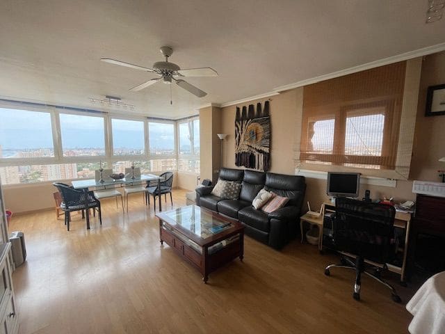 3 soveværelse Lejlighed til salg i El Campello med swimmingpool garage - € 560.000 (Ref: 9158692)