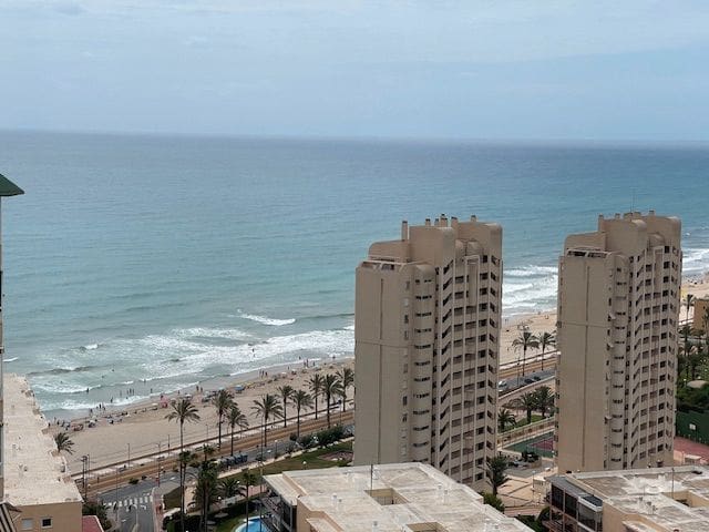 3 soveværelse Lejlighed til salg i Playa de Muchavista, El Campello med swimmingpool garage - € 560.000 (Ref: 9158692)