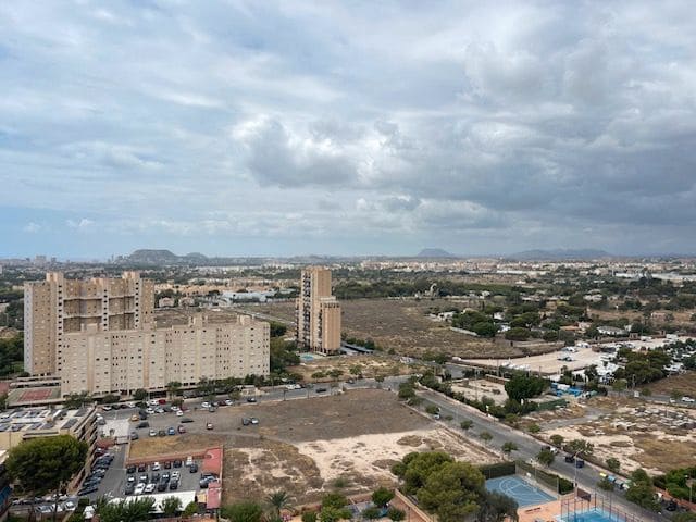 3 soveværelse Lejlighed til salg i Playa de Muchavista, El Campello med swimmingpool garage - € 560.000 (Ref: 9158692)