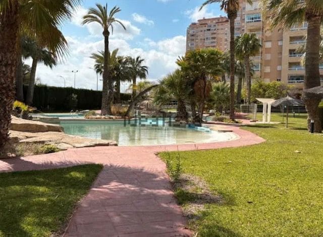 3 soveværelse Lejlighed til salg i El Campello med swimmingpool garage - € 560.000 (Ref: 9158692)
