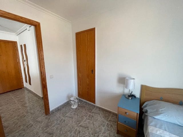2 bedroom Flat for rent in Alicante / Alacant city with pool garage - € 1,250 (Ref: 9158696)