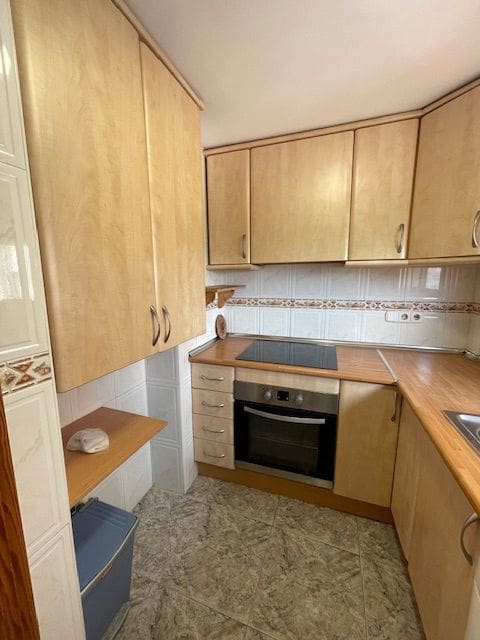2 bedroom Flat for rent in Alicante / Alacant city with pool garage - € 1,250 (Ref: 9158696)